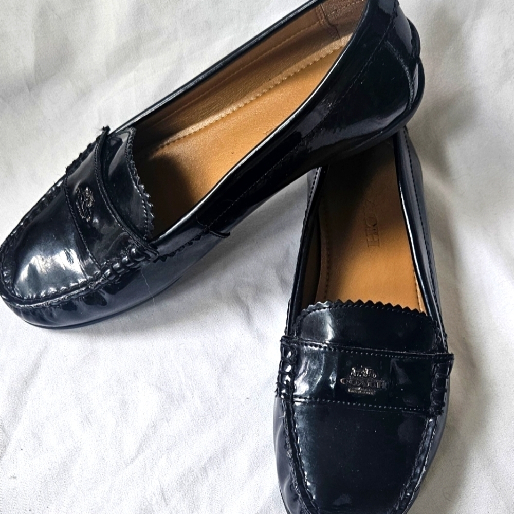 Coach Odette Black Patent Leather Loafers Non Slip Rubber Sole Women's Size 6.5